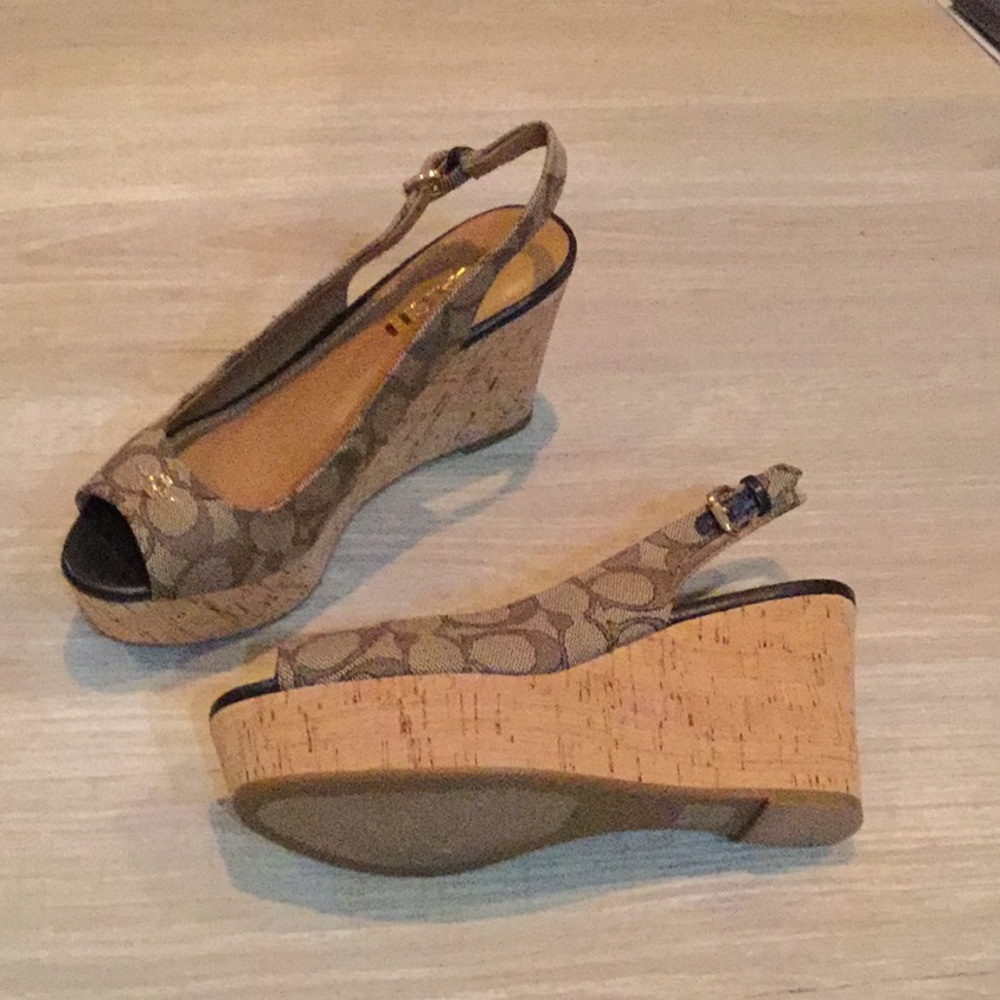 Shoes - Picture 3 of 3